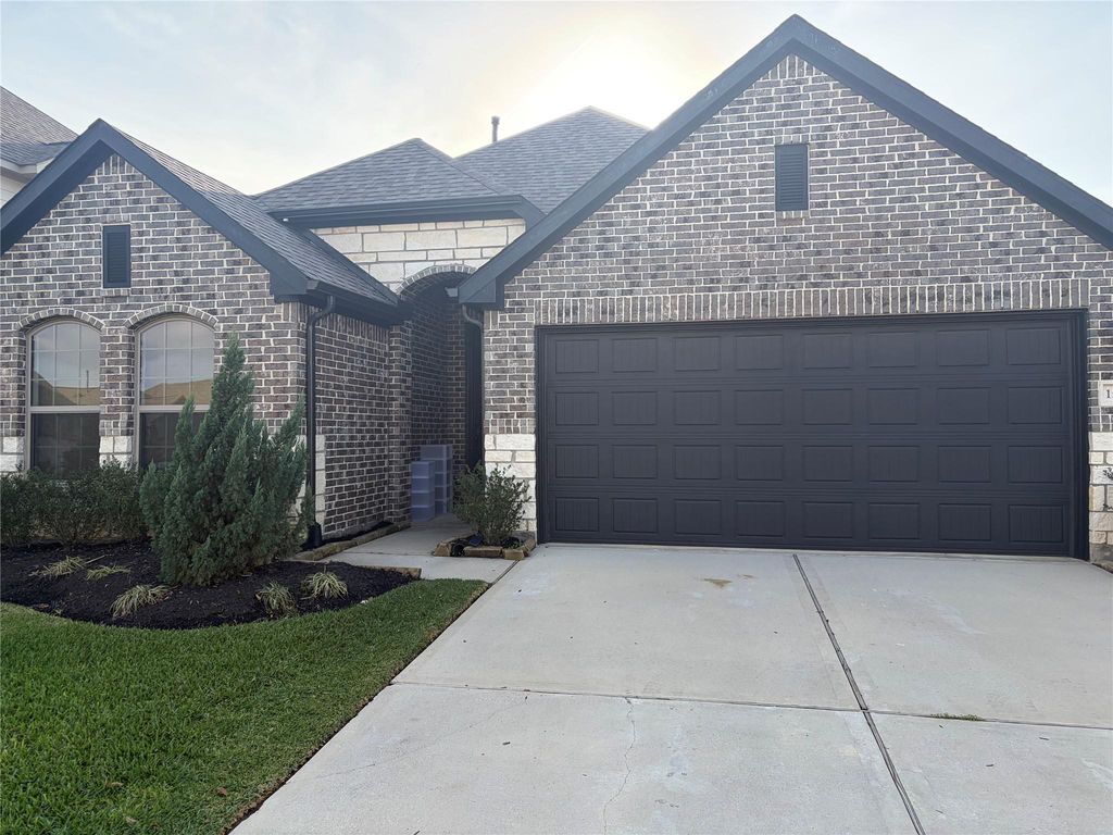 15655 Baronial Castle Drive, Humble, TX 77346