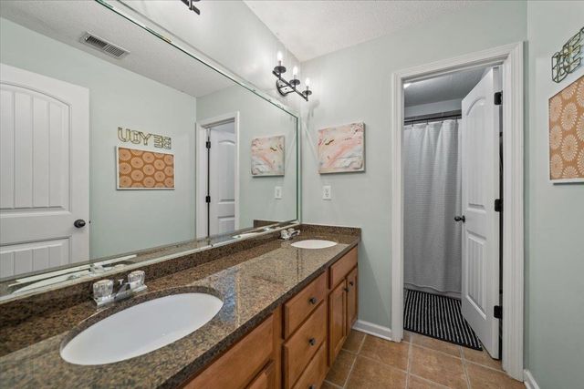 12147 BROOKS RIVER DR, Arlington, TN 38002