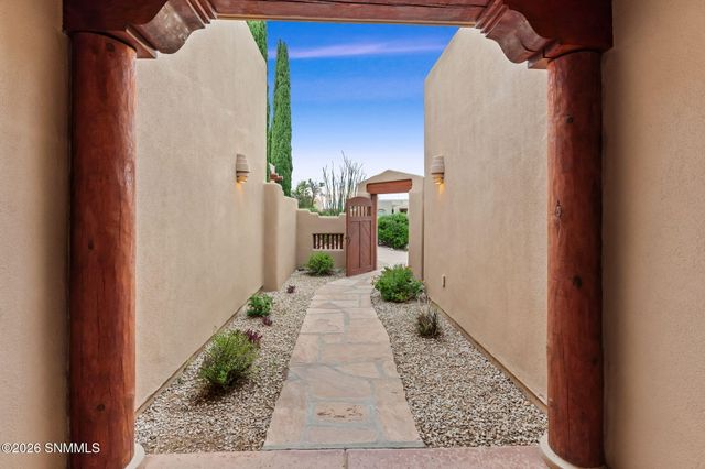 4507 Nambe Arc, Las Cruces, NM 88011