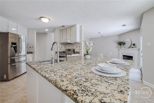 3 Jackson Court, Savannah, GA 31405