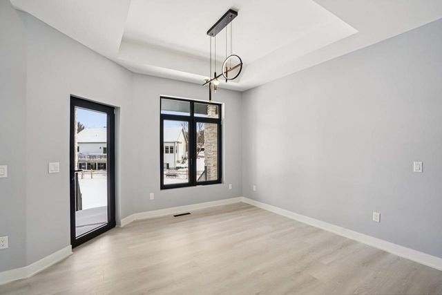 320 Oakbrook Drive, Wisconsin Dells, WI 53965