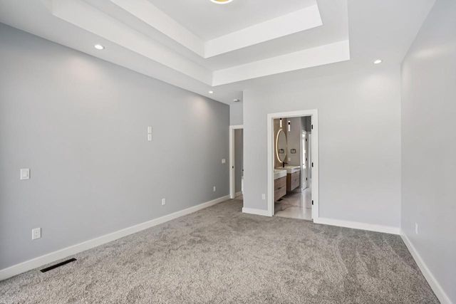 320 Oakbrook Drive, Wisconsin Dells, WI 53965