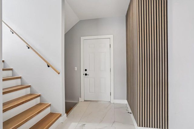 320 Oakbrook Drive, Wisconsin Dells, WI 53965