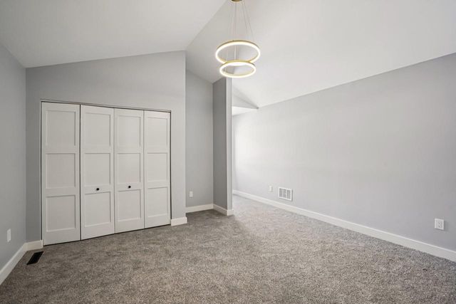 320 Oakbrook Drive, Wisconsin Dells, WI 53965