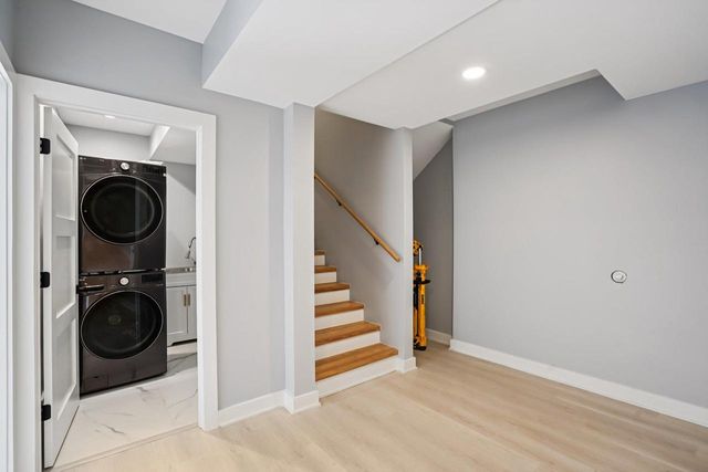 320 Oakbrook Drive, Wisconsin Dells, WI 53965