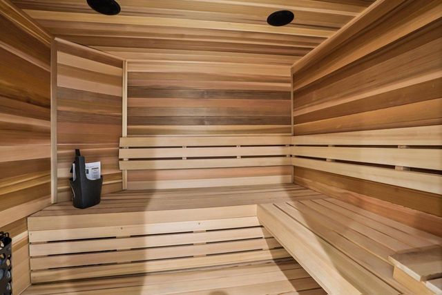 320 Oakbrook Drive, Wisconsin Dells, WI 53965