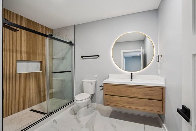 320 Oakbrook Drive, Wisconsin Dells, WI 53965