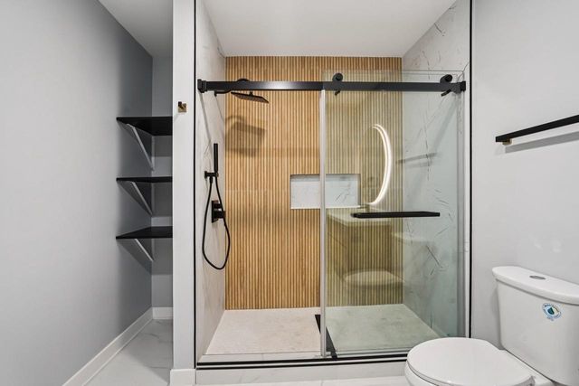 320 Oakbrook Drive, Wisconsin Dells, WI 53965