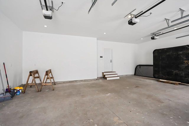 320 Oakbrook Drive, Wisconsin Dells, WI 53965