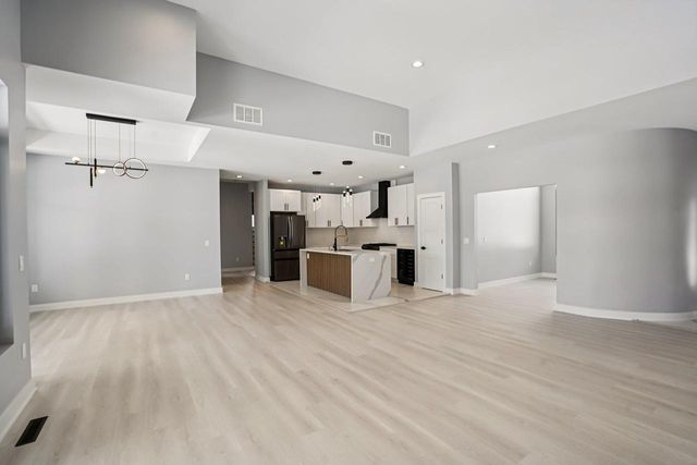 320 Oakbrook Drive, Wisconsin Dells, WI 53965