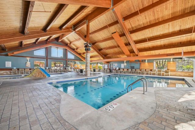 320 Oakbrook Drive, Wisconsin Dells, WI 53965