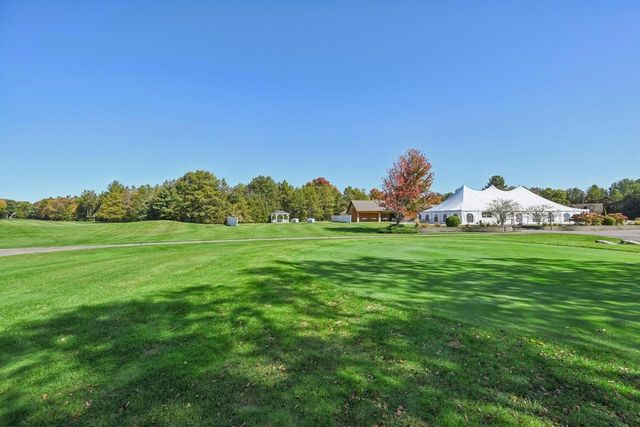 320 Oakbrook Drive, Wisconsin Dells, WI 53965