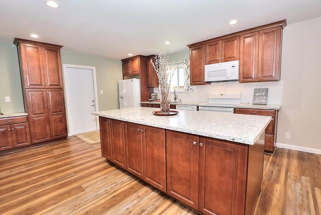 6716 Ellsworth Cir, Fair Oaks, CA 95628