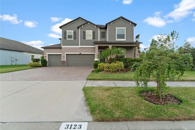 3123 HILLIARD DR, Wesley Chapel, FL 33543