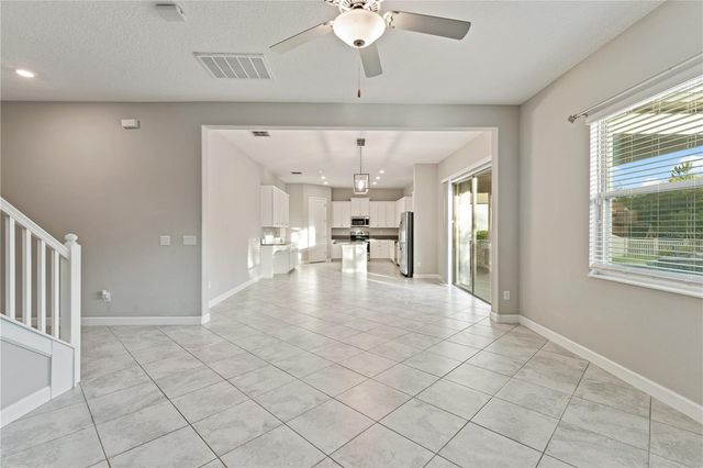 3123 HILLIARD DR, Wesley Chapel, FL 33543