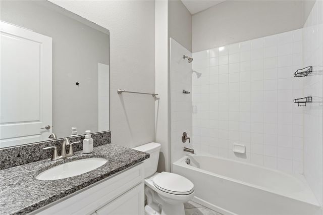 3123 HILLIARD DR, Wesley Chapel, FL 33543