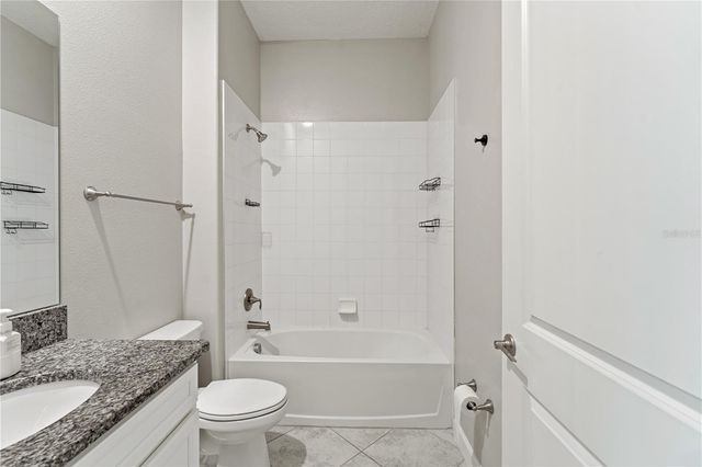 3123 HILLIARD DR, Wesley Chapel, FL 33543