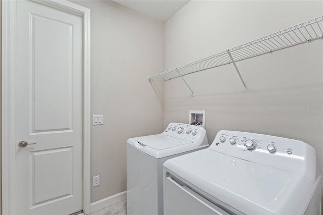 3123 HILLIARD DR, Wesley Chapel, FL 33543
