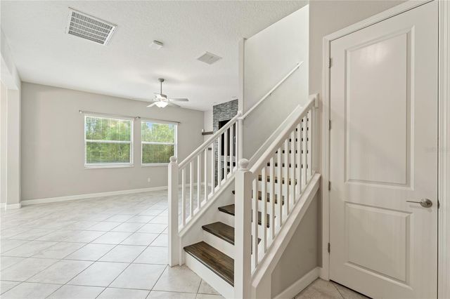 3123 HILLIARD DR, Wesley Chapel, FL 33543