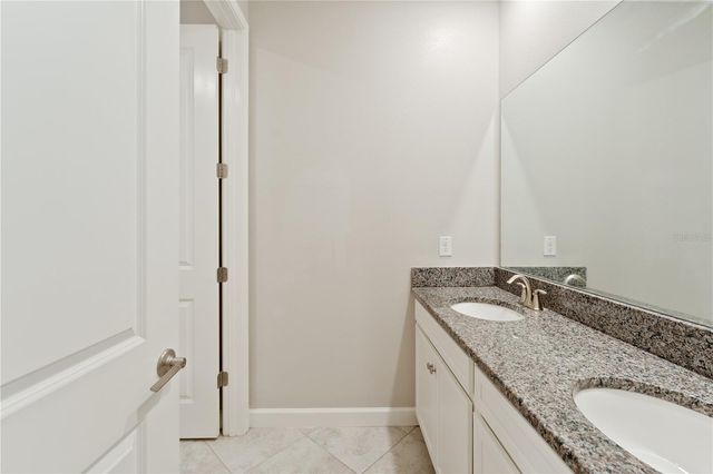 3123 HILLIARD DR, Wesley Chapel, FL 33543