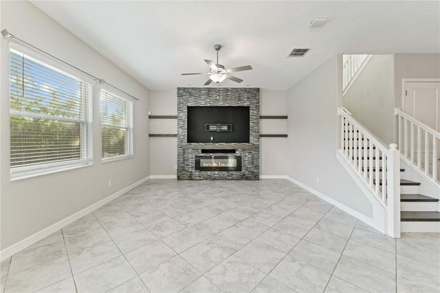 3123 HILLIARD DR, Wesley Chapel, FL 33543