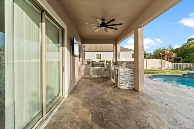 3123 HILLIARD DR, Wesley Chapel, FL 33543