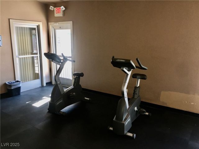 5161 River Glen Drive 147, Las Vegas, NV 89103