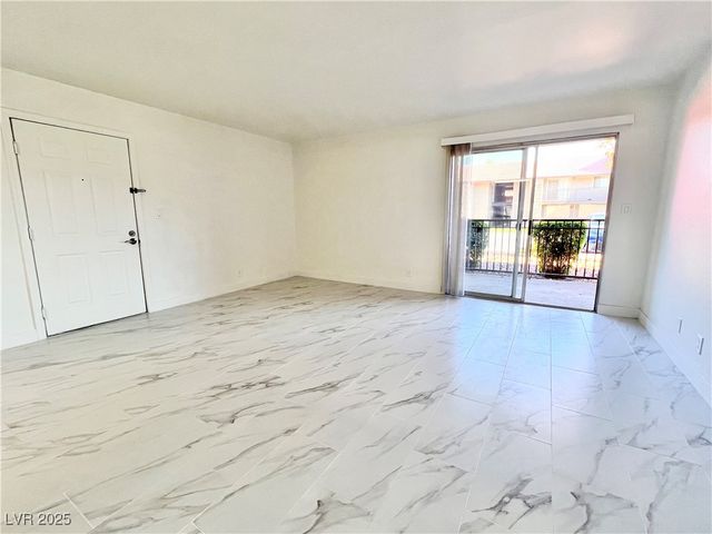 5161 River Glen Drive 147, Las Vegas, NV 89103