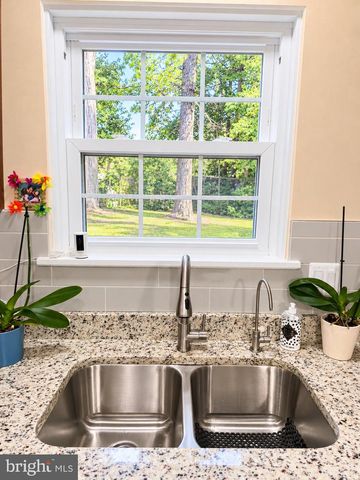 14411 SUMMERTON LN, Woodbridge, VA 22193