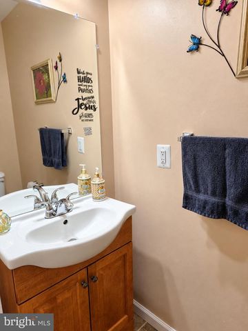 14411 SUMMERTON LN, Woodbridge, VA 22193
