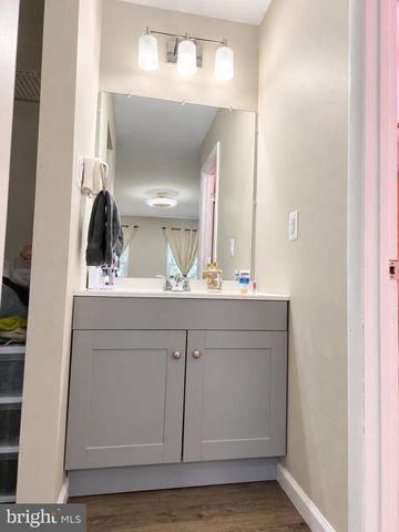 14411 SUMMERTON LN, Woodbridge, VA 22193
