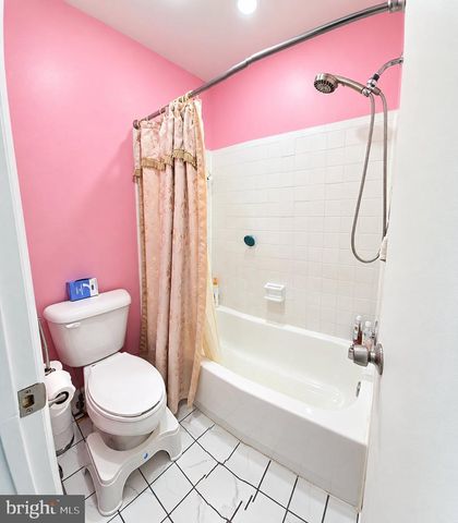 14411 SUMMERTON LN, Woodbridge, VA 22193