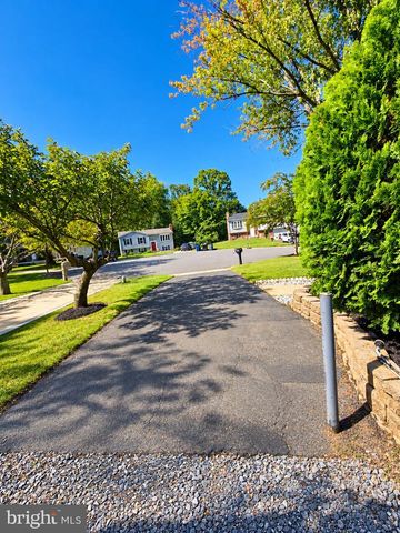 14411 SUMMERTON LN, Woodbridge, VA 22193