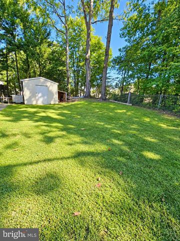 14411 SUMMERTON LN, Woodbridge, VA 22193