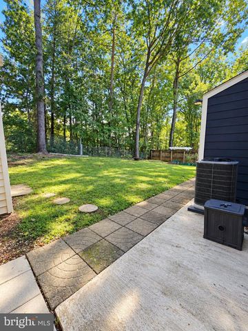 14411 SUMMERTON LN, Woodbridge, VA 22193