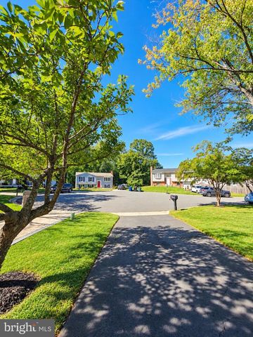14411 SUMMERTON LN, Woodbridge, VA 22193