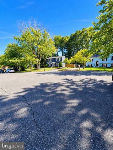14411 SUMMERTON LN, Woodbridge, VA 22193