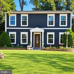 14411 SUMMERTON LN, Woodbridge, VA 22193