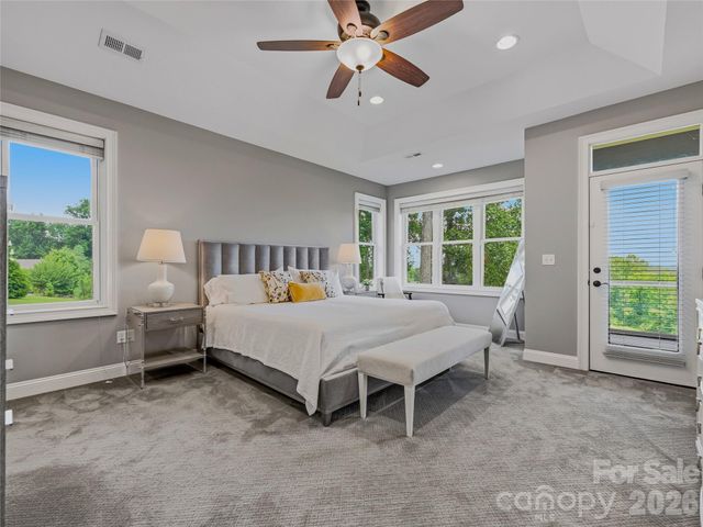 143 Gracie Lane, Mills River, NC 28759