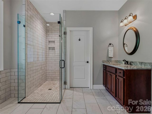 143 Gracie Lane, Mills River, NC 28759