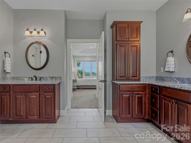 143 Gracie Lane, Mills River, NC 28759