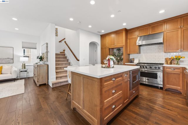 43147 Calle Sagrada, Fremont, CA 94539