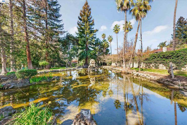 43147 Calle Sagrada, Fremont, CA 94539