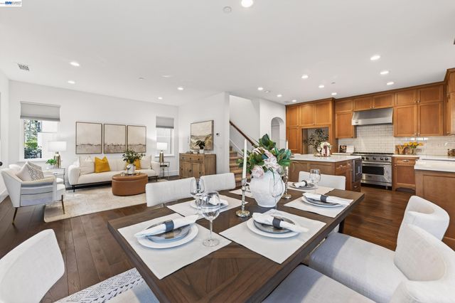 43147 Calle Sagrada, Fremont, CA 94539