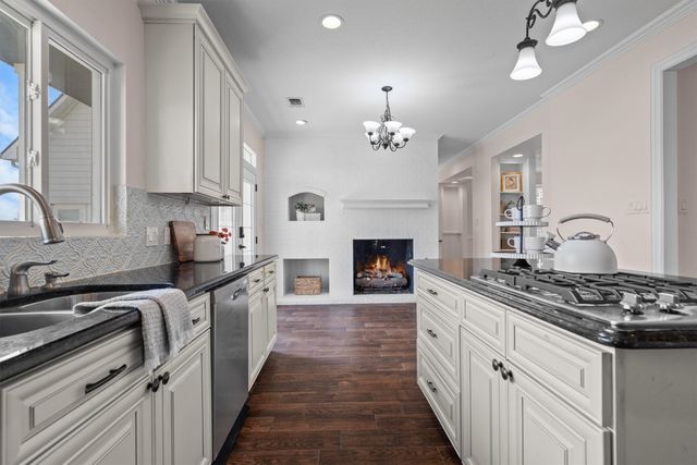 657 Forest Trail, Argyle, TX 76226