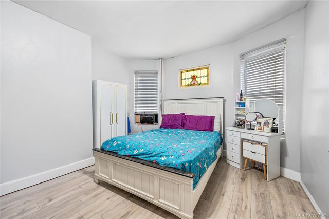 9517 125th Street, Richmond Hill S., NY 11419