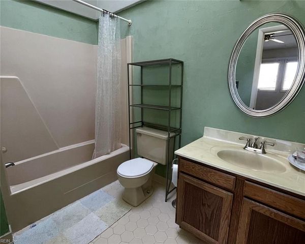 2324 Bays Edge AVE, Virginia Beach, VA 23451