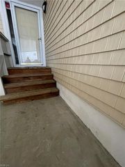 2324 Bays Edge AVE, Virginia Beach, VA 23451