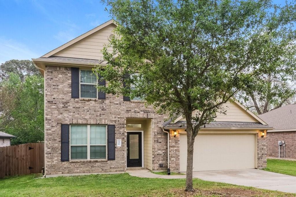 226 Fantasy Lane, Montgomery, TX 77356