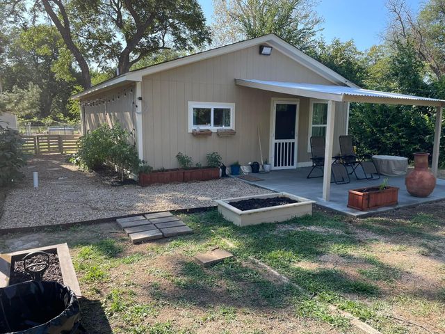 214 County Road 4870, Newark, TX 76071